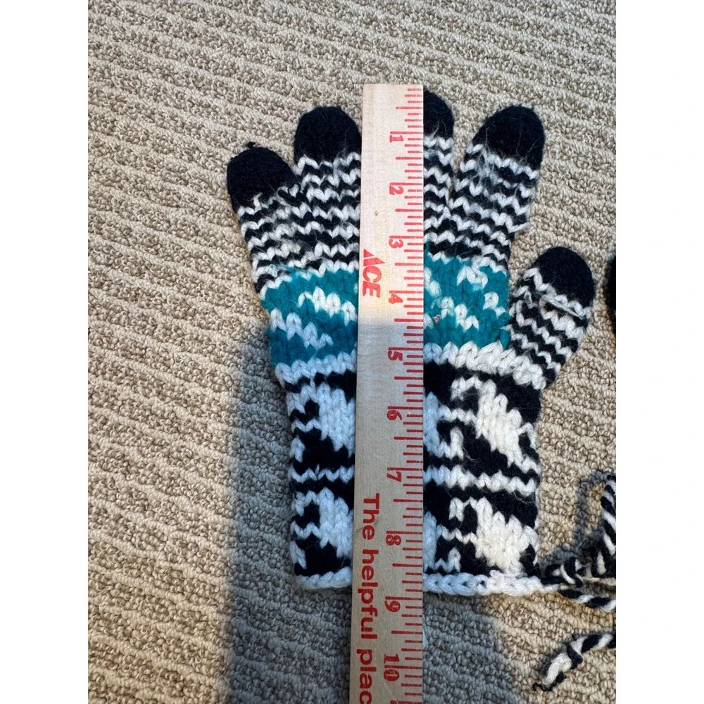 Unbranded Fair Isle Knit Wool Blend Gloves‎ Black White Teal Geometric Winter
